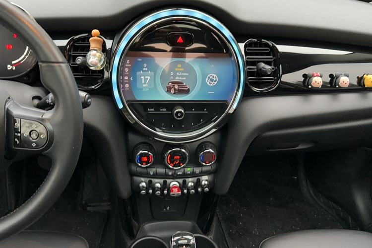 Used  MINI 2022 1.5T COOPER Classic Edition Five-Door Version