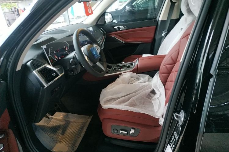 Used BMW X5 2023 xDrive 30Li Luxury M Sport Night Edition Package
