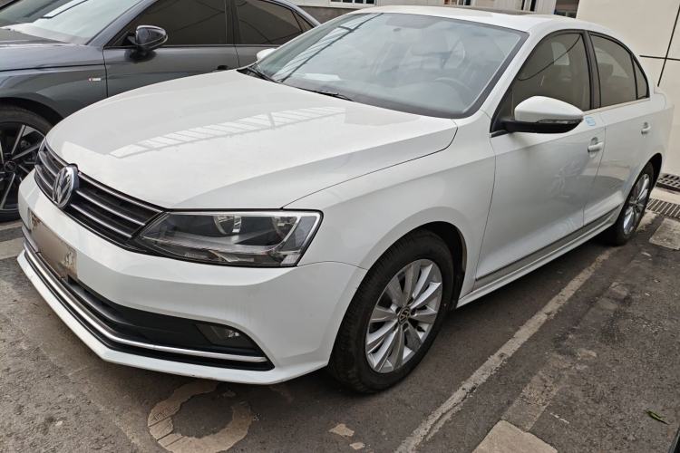 Used Volkswagen Sagitar 2015 1.6L Automatic Comfort Model