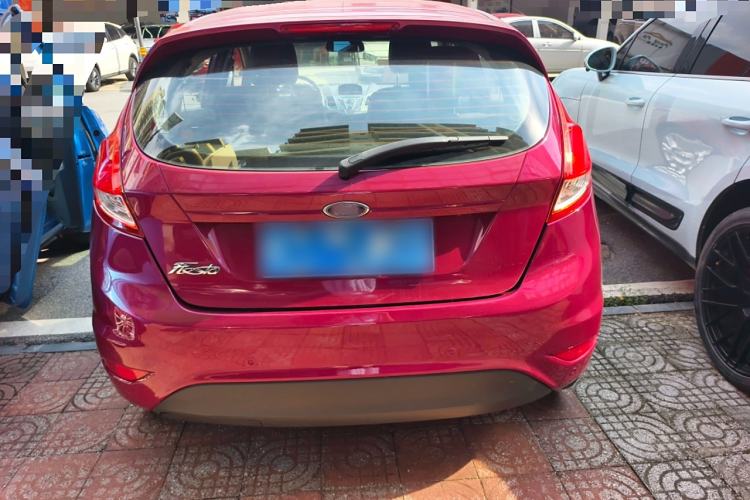 Used Ford Fiesta 2013 Hatchback 1.5L Automatic Fashion Edition
