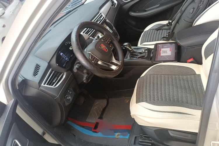 Used Roewe i5 2020 1.5L Automatic 4G Connect Luxury Flagship Edition
