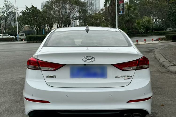 Used Hyundai Elantra 2020 1.4T Dual-Clutch Xuan Dong · Dynamic Version