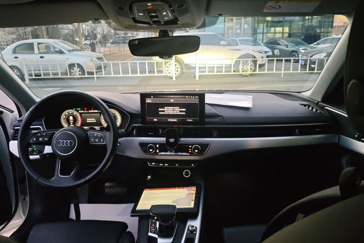 Used Audi A4L 2023 40 TFSI Fashion Dynamic Model
