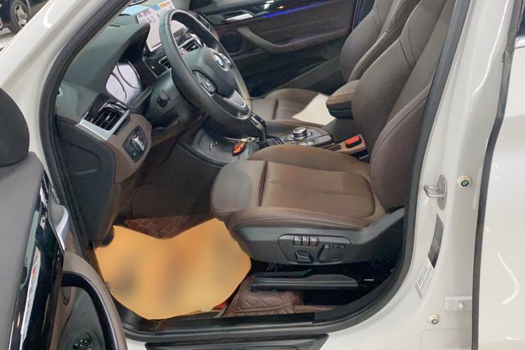 Used BMW X1 2020 sDrive25Li Leading Model
