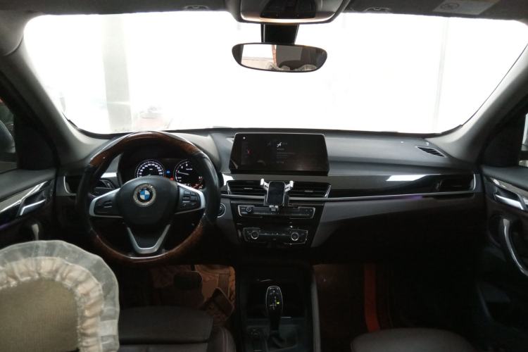 Used BMW X1 2020 sDrive25Li Leading Model
