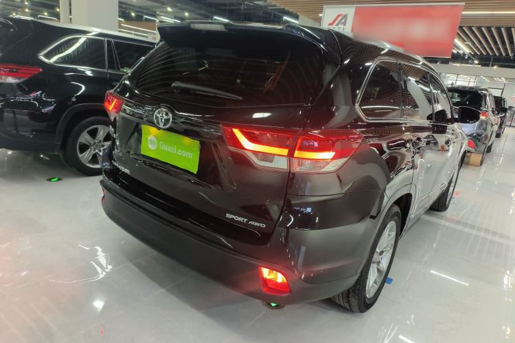 Used Toyota Highlander 2018 2.0T Four-Wheel Drive Luxury Edition 7 Seats China V Emission Standard
