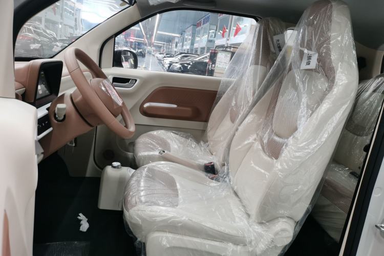 Used Wuling Hongguang MINIEV 2024 3rd Generation 215km Youth Edition
