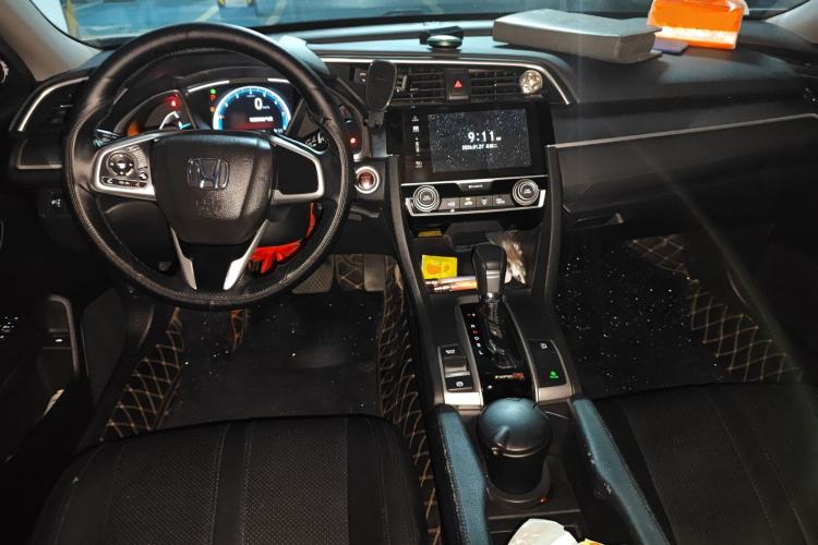 Used Honda Civic 2016 220TURBO CVT Luxury Edition
