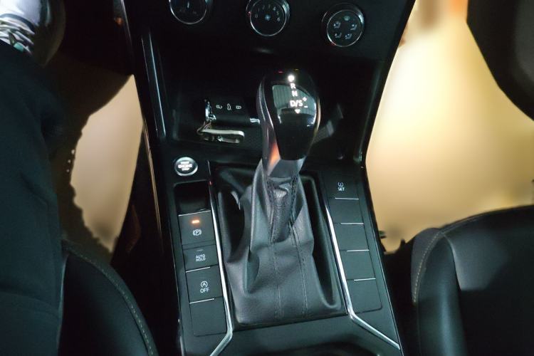 Used Volkswagen Passat 2021 280TSI Business Edition
