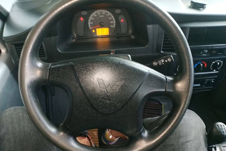 Used Wuling Zhiguang Small Truck 2020 1.2L Single Cab
