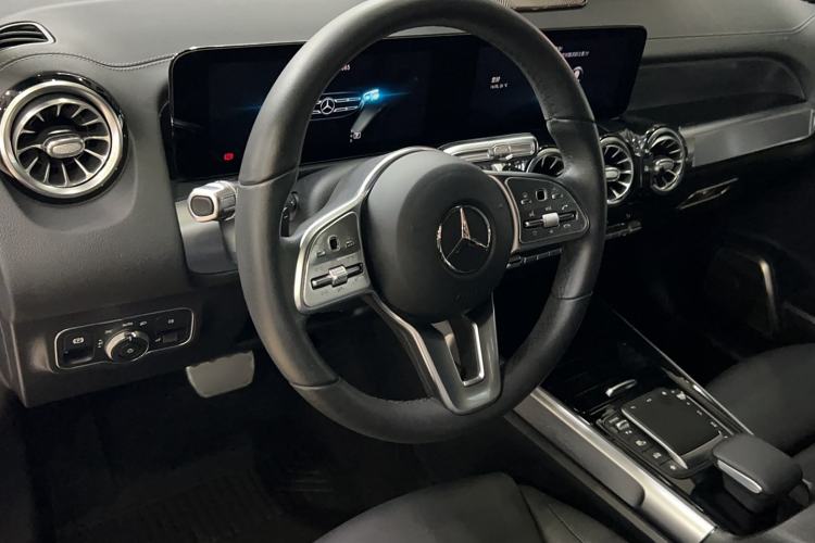 Used Mercedes-Benz GLB 2021 GLB 200 Fashion Model
