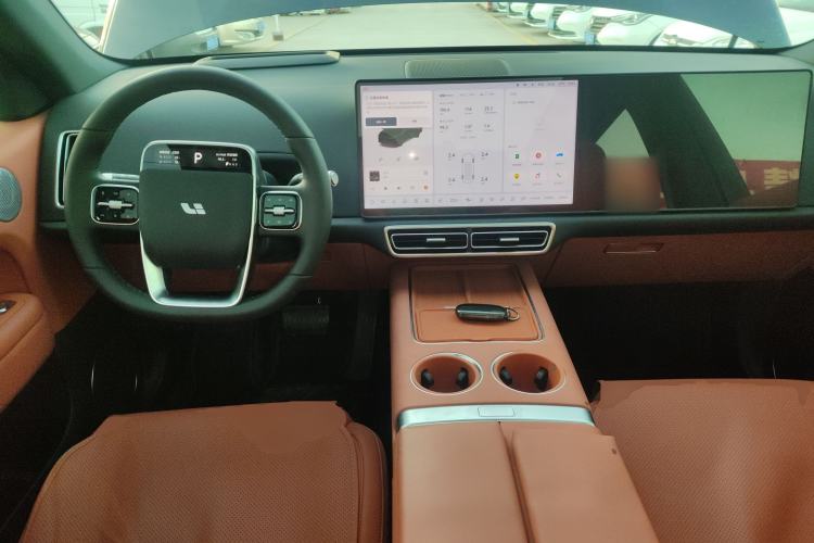 Used Li Auto L6 2025 Pro Smart Refresh Edition
