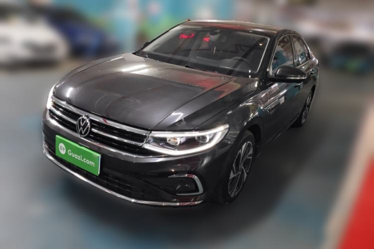 Used Volkswagen Bora 2023 300TSI DSG Prestige Edition
