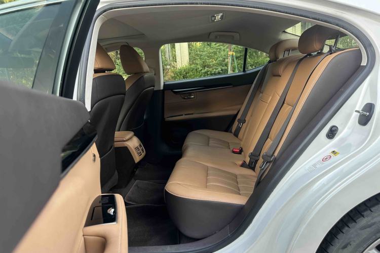 Used Lexus ES 2015 200 Elite Edition