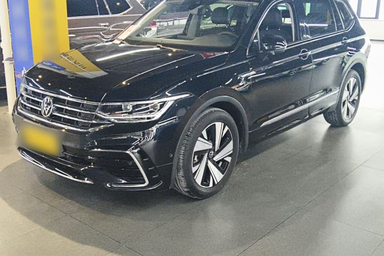 Used Volkswagen Tiguan L 2023 Restyled 330TSI Automatic Two-Wheel Drive R-Line Enhanced Comfort Version
