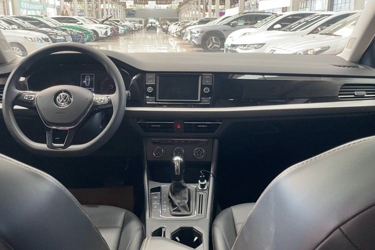 Used Volkswagen Lavida 2018 1.5L Automatic Comfort Edition China V Standard
