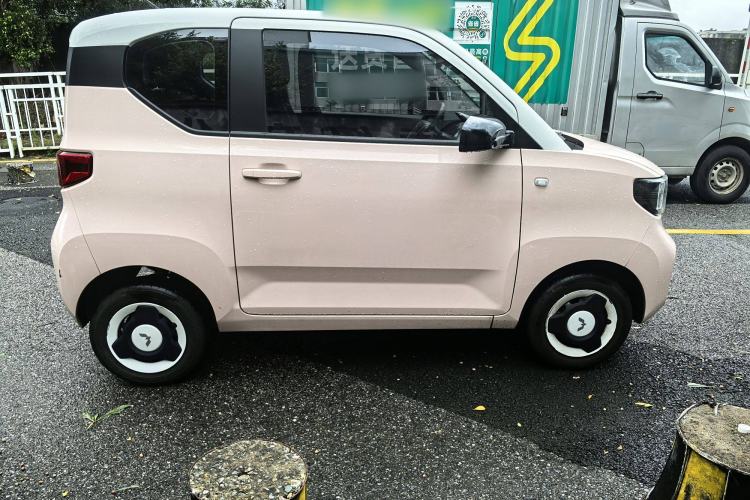 Used Wuling Hongguang MINIEV 2021 Macaron Fashion Model Lithium Iron Phosphate
