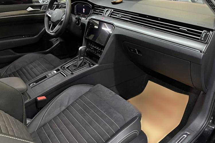 Used Volkswagen Magotan 2020 330TSI DSG Luxury Edition
