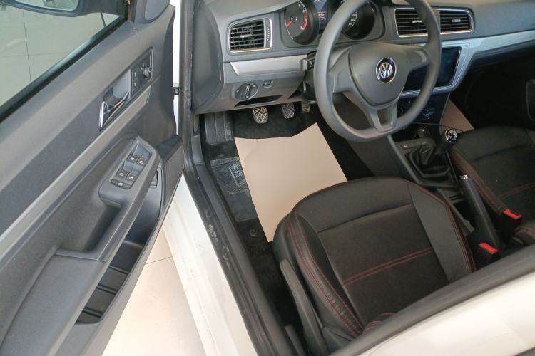 Used Volkswagen Lavida 2017 1.6L Manual Fashion Edition
