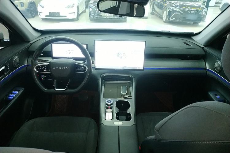 Used Chery Tiggo 8 PLUS 2025 290TGDI DCT Luxury 7-Seater
