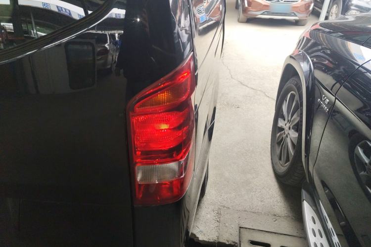 Used Mercedes-Benz Vito 2020 2.0T Business Version 7 Seats