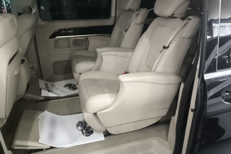 Used Mercedes-Benz V-Class 2017 V 260 L Prestige Extended Edition