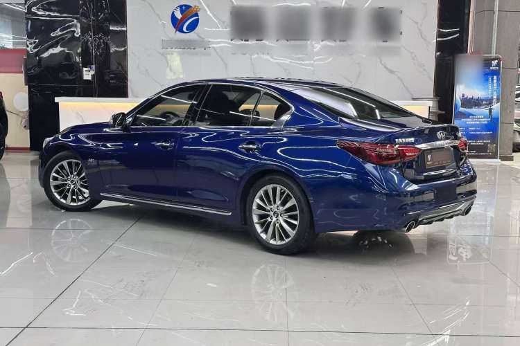 Used Infiniti Q50L 2018 2.0T Enjoyment Version China VI Standard
