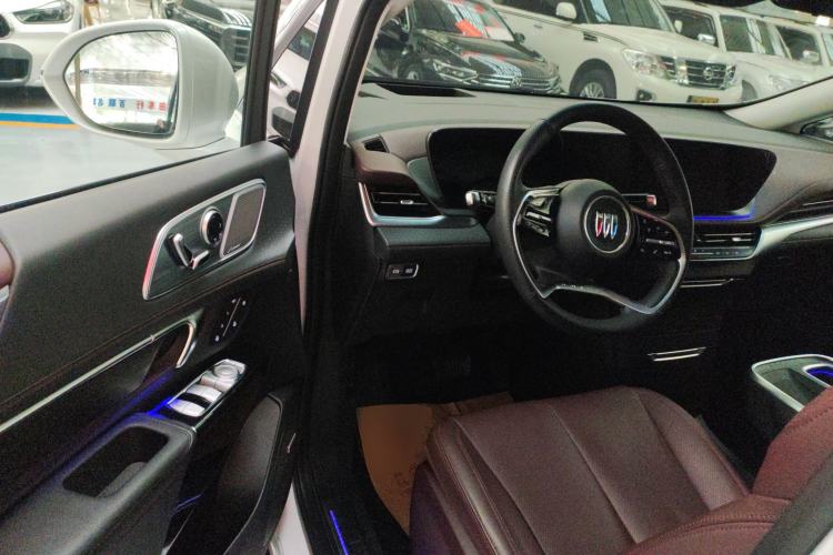 Used Buick Century 2023 2.0T Six-Seater Yinshi Edition
