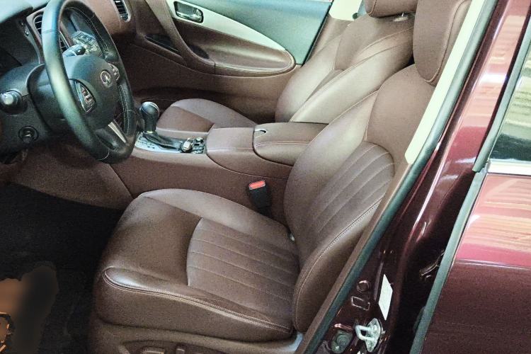 Used Infiniti QX50 2015 2.5L Luxury Edition
