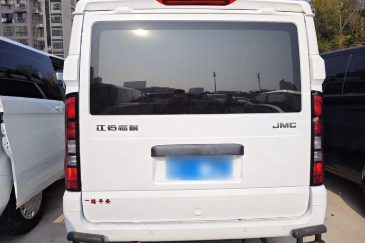 Used JMC Fushun 2023 2.0T Automatic Short-Wheelbase Low-Roof Commercial & Multi-Purpose Passenger Vehicle 6 Seats with Lift-Up Tailgate
