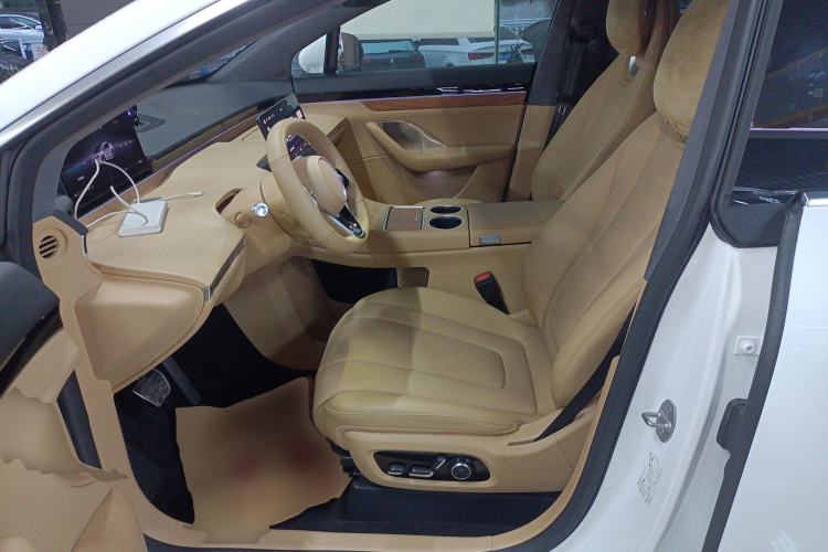 Used Hima Luxeed R7 2024 All-Electric 736 km Ultra
