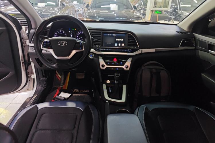 Used Hyundai Elantra 2018 1.6L Automatic 15th Anniversary Special Edition
