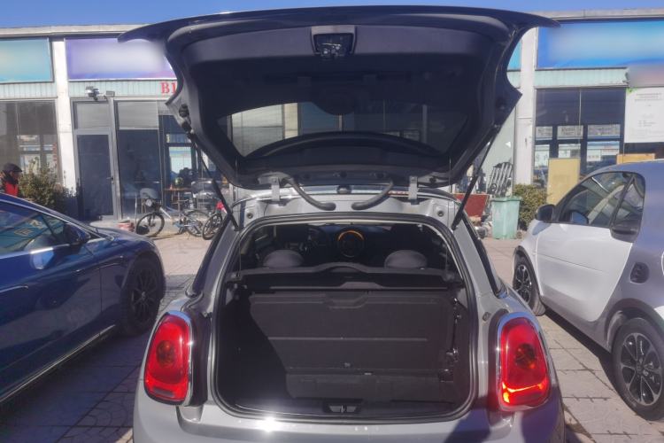 Used  MINI 2016 1.5T COOPER
