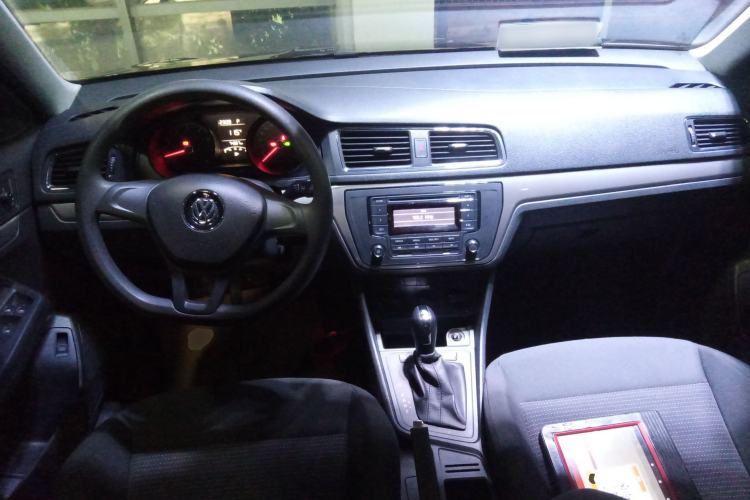 Used Volkswagen Lavida 2017 1.6L Automatic Fashion Edition
