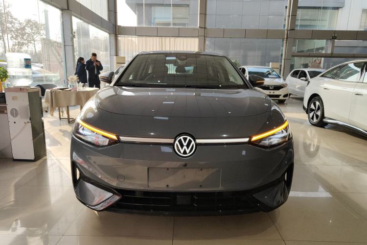 Used Volkswagen ID.7 VIZZION 2024 AIR model