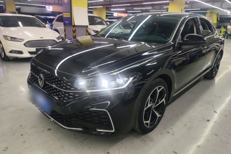 Used Volkswagen Passat 2024 330TSI Starry Elite Edition