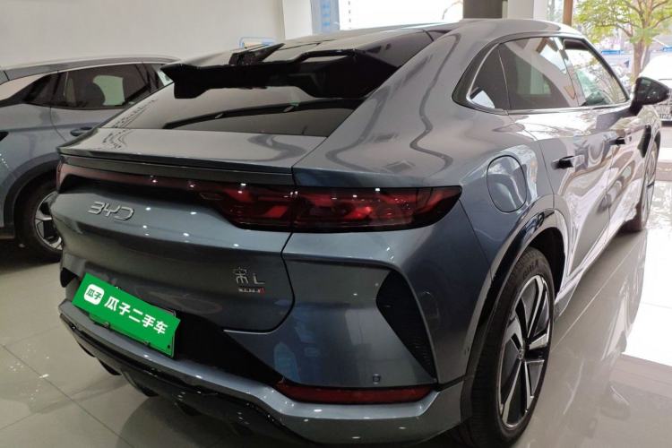 Used BYD Song L EV 2025 Intelligent Driving Version 662 km LiDAR Excellence Edition
