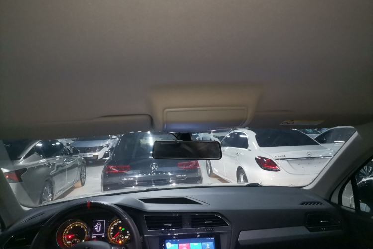 Used Volkswagen Tiguan L 2020 330TSI Automatic Two-Wheel Drive Luxury Edition China VI Standard