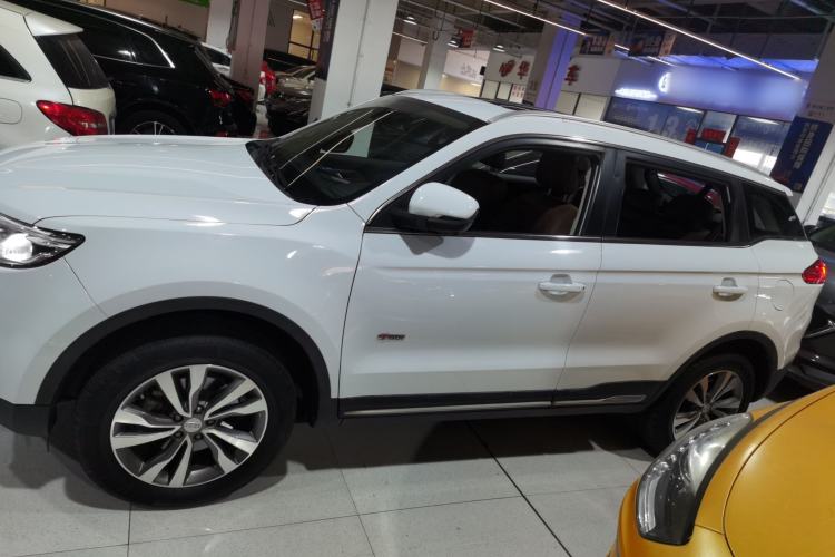 Used Geely Auto Emgrand X7 Sport 2016 1.8TD Automatic ZhiZun Version
