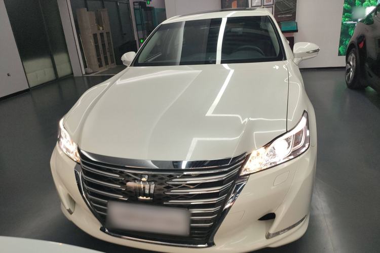 Used Toyota Crown 2015 2.5L Smart Edition
