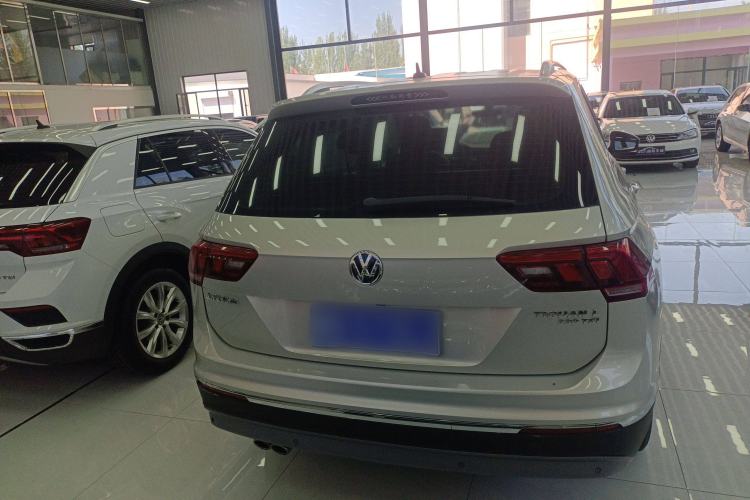 Used Volkswagen Tiguan L 2017 330TSI Automatic Two-Wheel Drive Luxury Edition
