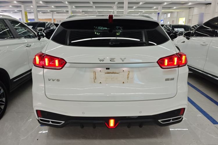 Used Wey VV5 2021 1.5T Two-Wheel Drive Color Pioneer