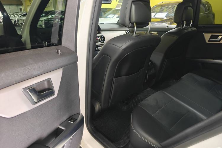 Used Mercedes-Benz GLK-Class 2015 GLK 260 4MATIC Dynamic Edition Ultimate Version
