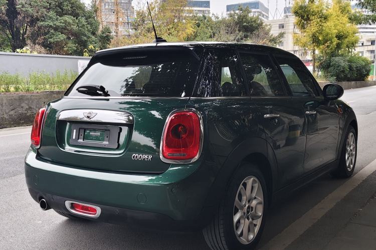 Used  MINI 2016 1.5T COOPER Five-Door Edition
