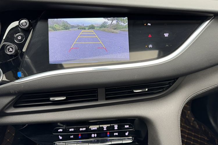 Used Buick Enclave 2020 28T Two-Wheel Drive Luxury Version
