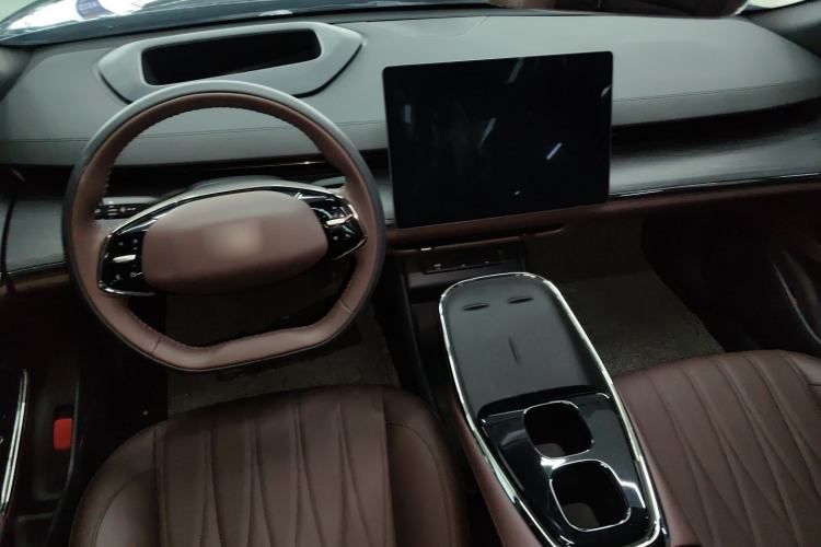 Used  A07 2025 Blue Whale Pure Electric 710 Flagship Model
