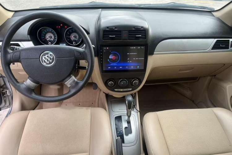 Used Buick Excelle 2013 1.5L Automatic Classic Model
