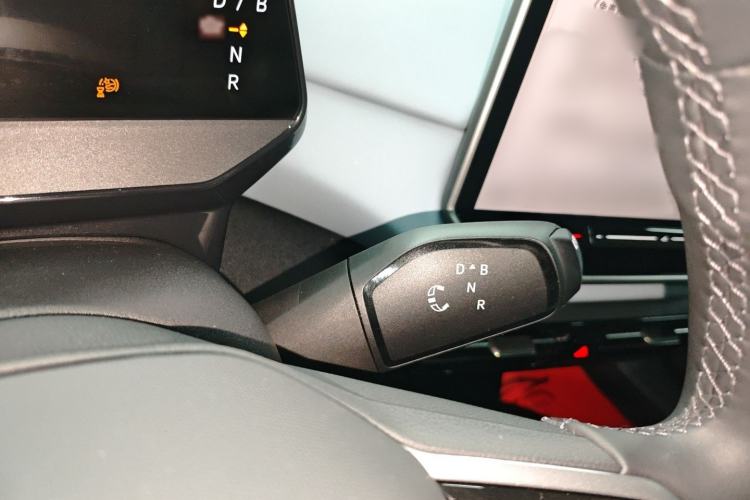 Used Volkswagen ID.4 X 2025 Smart Version Pure & Intelligent Enjoyment Edition
