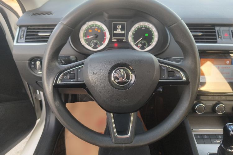 Used Skoda Octavia 2020 TSI280 DSG SmartDrive Luxury Edition
