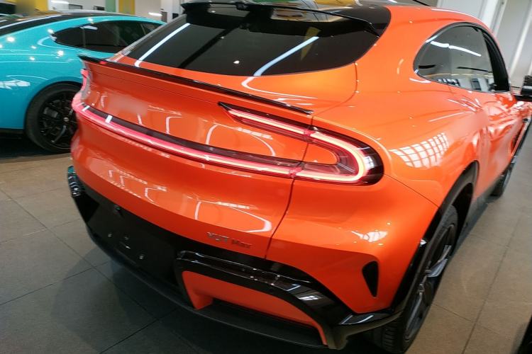 Used Xiaomi Auto YU7 2025 Ultra-Long Range High-Performance All-Wheel-Drive Max Edition
